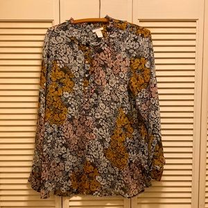 🪇🦮🐩🐕‍🦺ACCEPTING OFFERS🦮🐕‍🦺🐩🪇 Floral H&M blouse